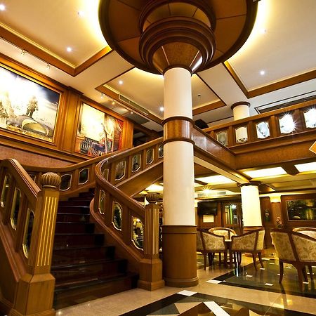 Zaza Hotel Samut Prakan Extérieur photo